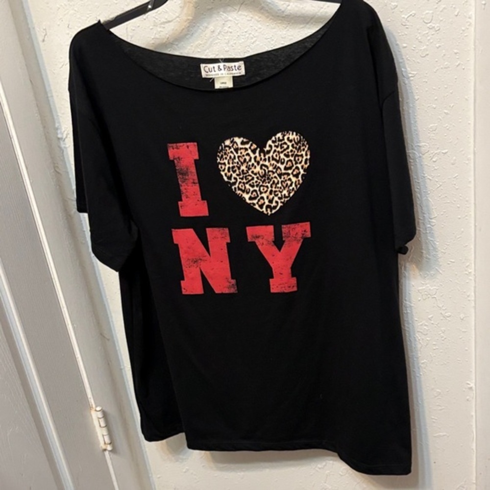 Cut & Paste Black Leopard Heart I ❤️ NY Tee Size Large